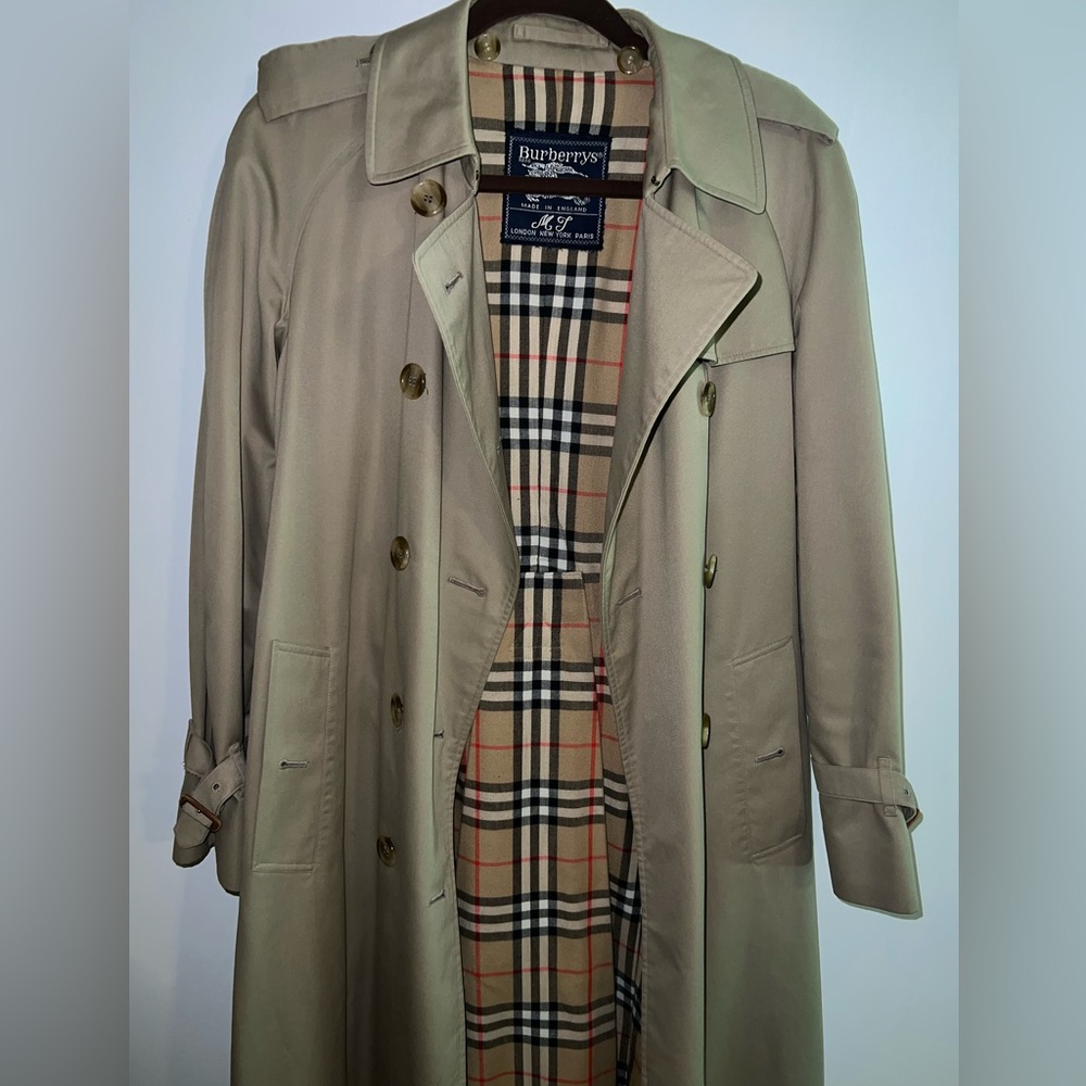 Burberry Women’s Trenchcoat